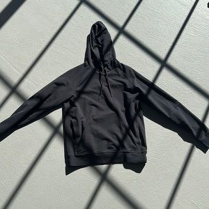 LuLulemon sweatshirt